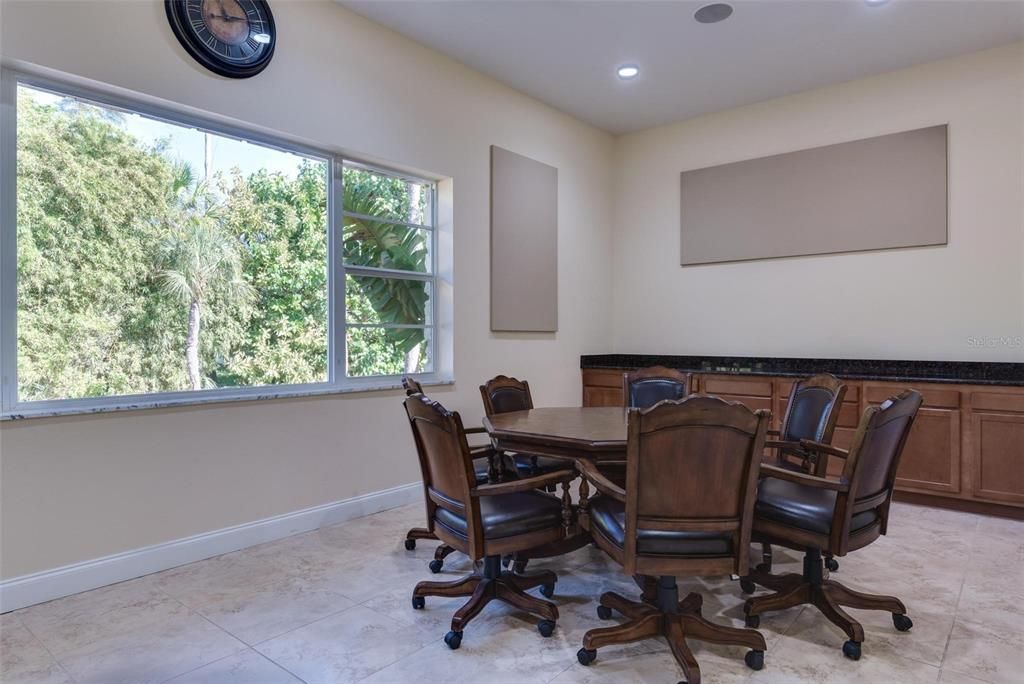 出租: $2,500 (2 贝兹, 2 浴室, 1062 平方英尺)