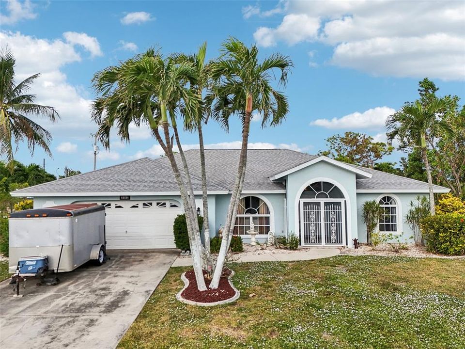 For Sale: $415,000 (3 beds, 2 baths, 1963 Square Feet)