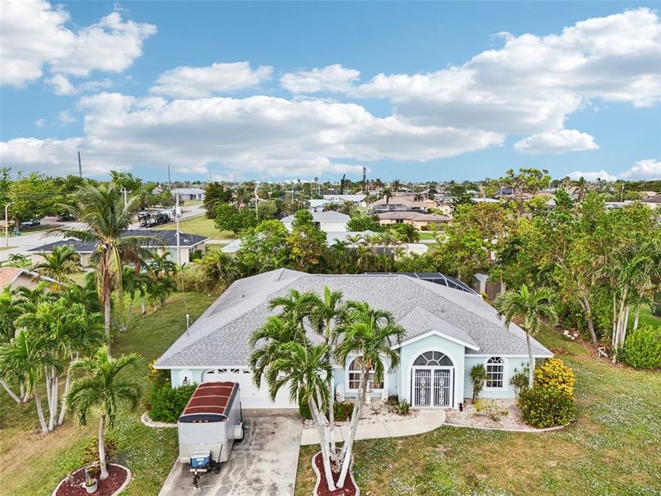 For Sale: $415,000 (3 beds, 2 baths, 1963 Square Feet)