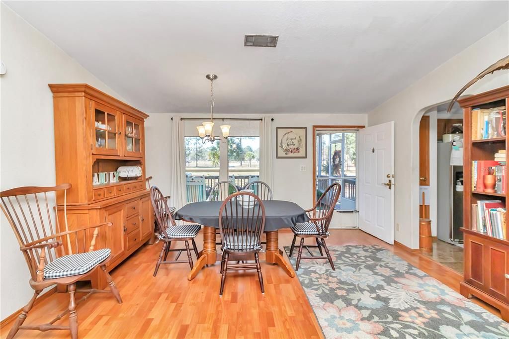 For Sale: $379,900 (3 beds, 2 baths, 1620 Square Feet)