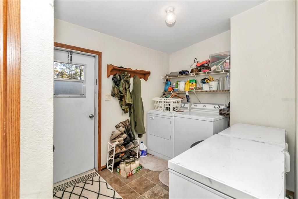 For Sale: $379,900 (3 beds, 2 baths, 1620 Square Feet)