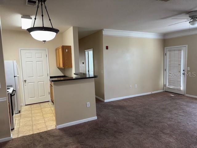 For Sale: $205,000 (2 beds, 1 baths, 1008 Square Feet)