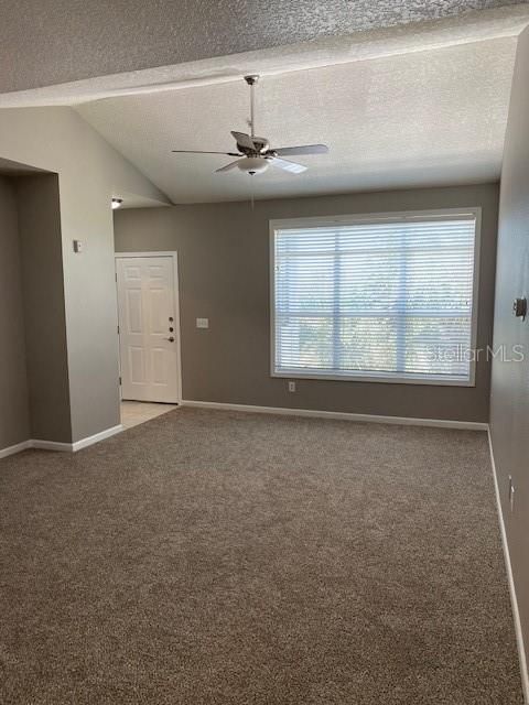 For Sale: $209,500 (2 beds, 2 baths, 1048 Square Feet)