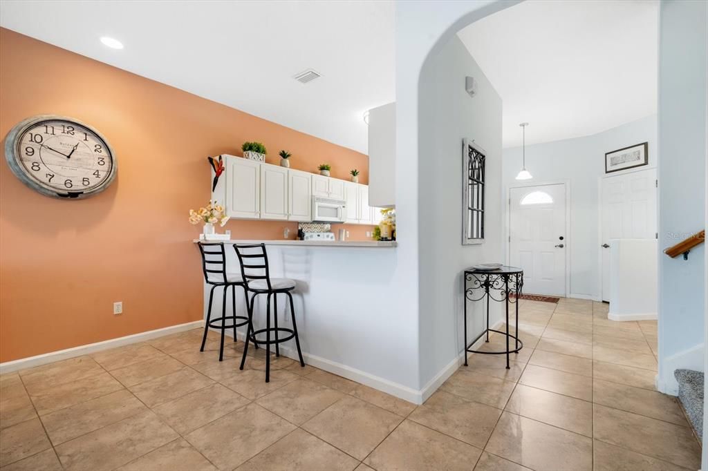 For Sale: $339,900 (3 beds, 2 baths, 1598 Square Feet)