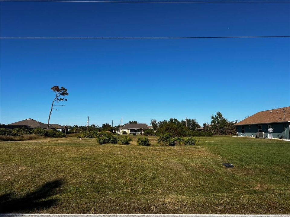 En Venta: $74,800 (0.33 acres)