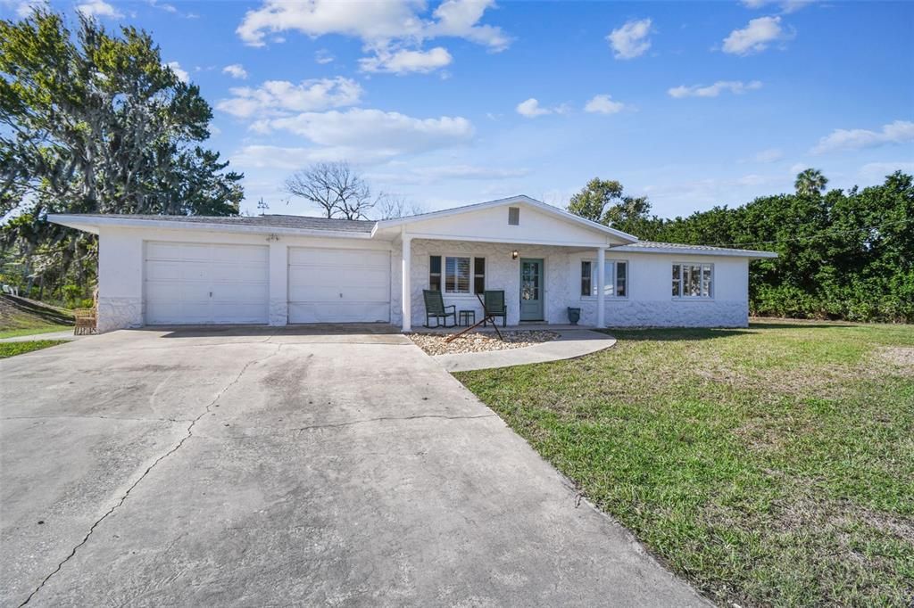 For Sale: $675,000 (3 beds, 2 baths, 1890 Square Feet)