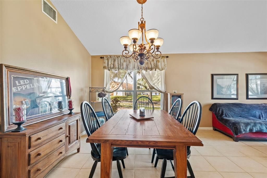 Living room/Dining room combo