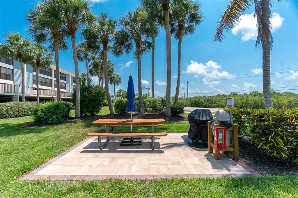 One of the grill areas throughout the complex.