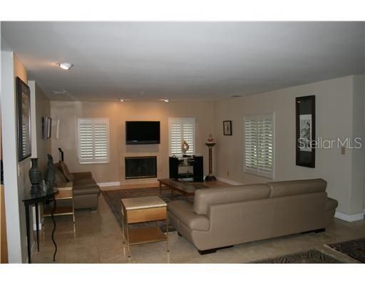 For Rent: $7,500 (3 beds, 3 baths, 2448 Square Feet)