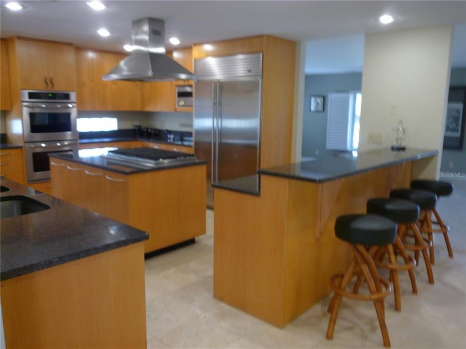 For Rent: $7,500 (3 beds, 3 baths, 2448 Square Feet)