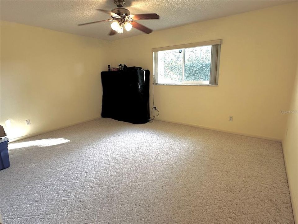 For Sale: $160,000 (2 beds, 2 baths, 1353 Square Feet)