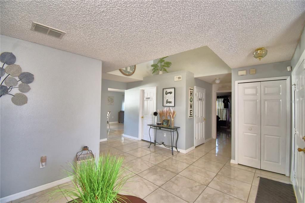 For Sale: $415,000 (4 beds, 2 baths, 2844 Square Feet)