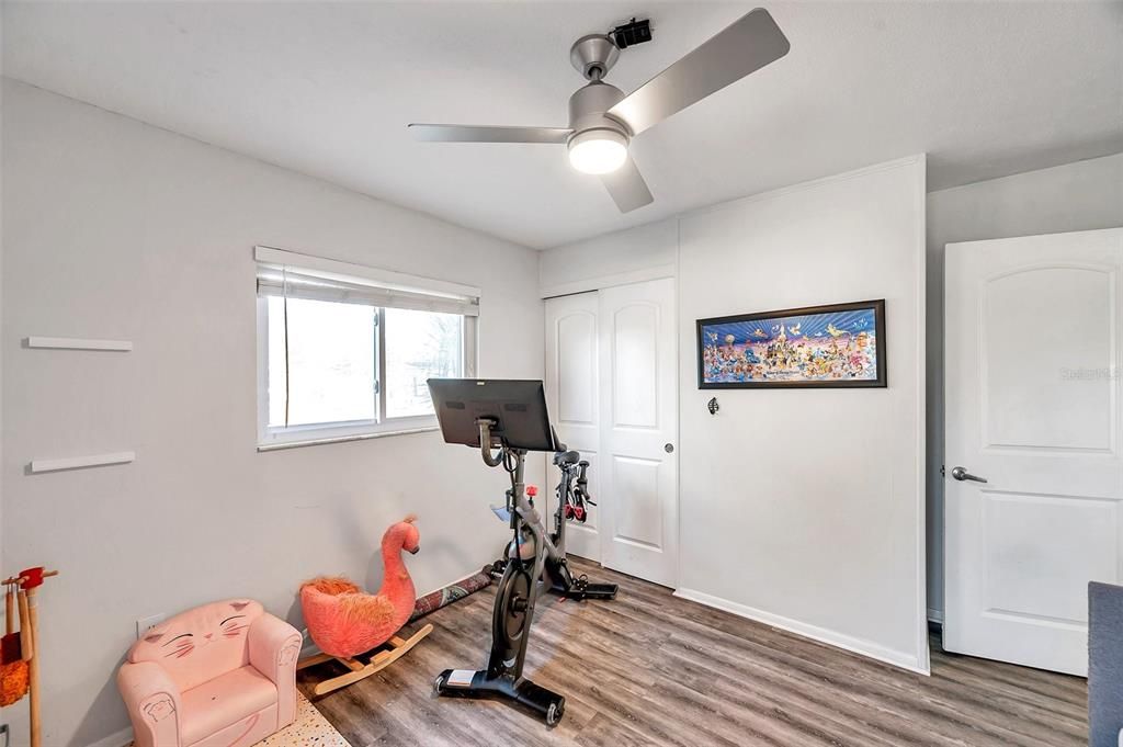 For Sale: $399,000 (3 beds, 2 baths, 1244 Square Feet)