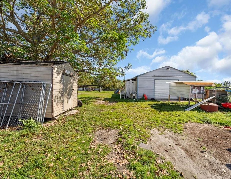 For Sale: $595,500 (2 beds, 2 baths, 1459 Square Feet)