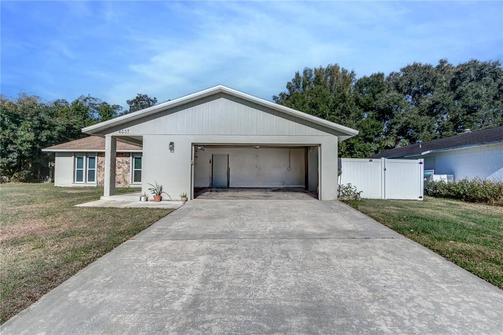 For Sale: $435,000 (3 beds, 2 baths, 1516 Square Feet)