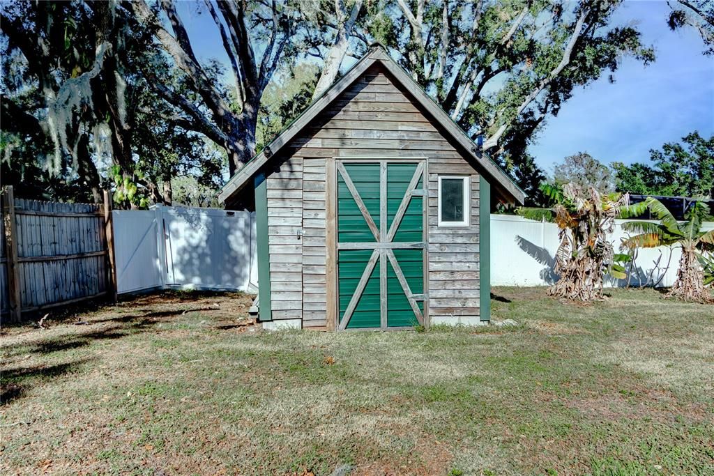 For Sale: $435,000 (3 beds, 2 baths, 1516 Square Feet)