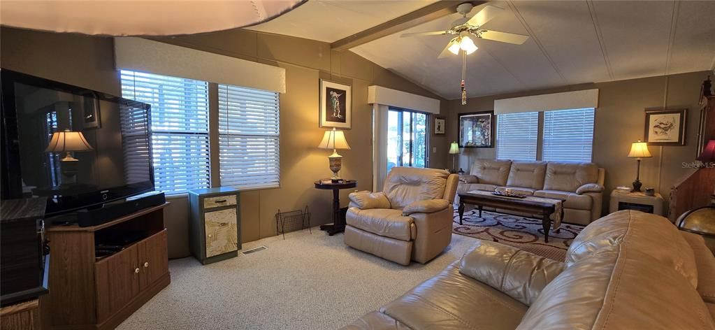 Large living room able to be broken up into separate spaces