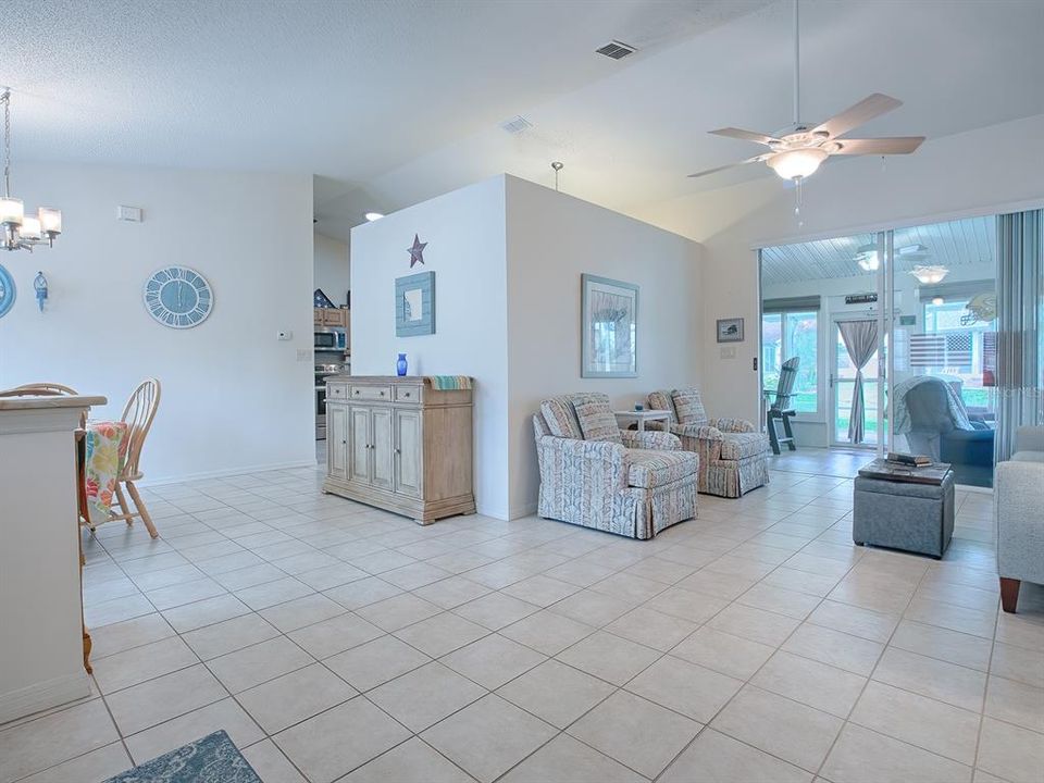 For Sale: $365,900 (3 beds, 2 baths, 1956 Square Feet)