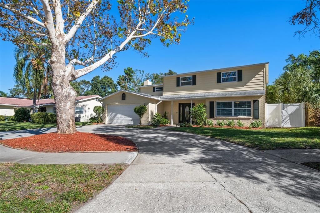 Superb neighborhood! Close to schools, parks, shopping and just minutes to intracoastal and beaches yet located on high ground.