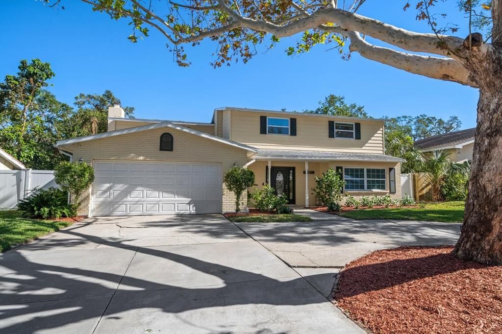 Welcome home! Inviting floorplan with wonderful space for family's with varied interest.