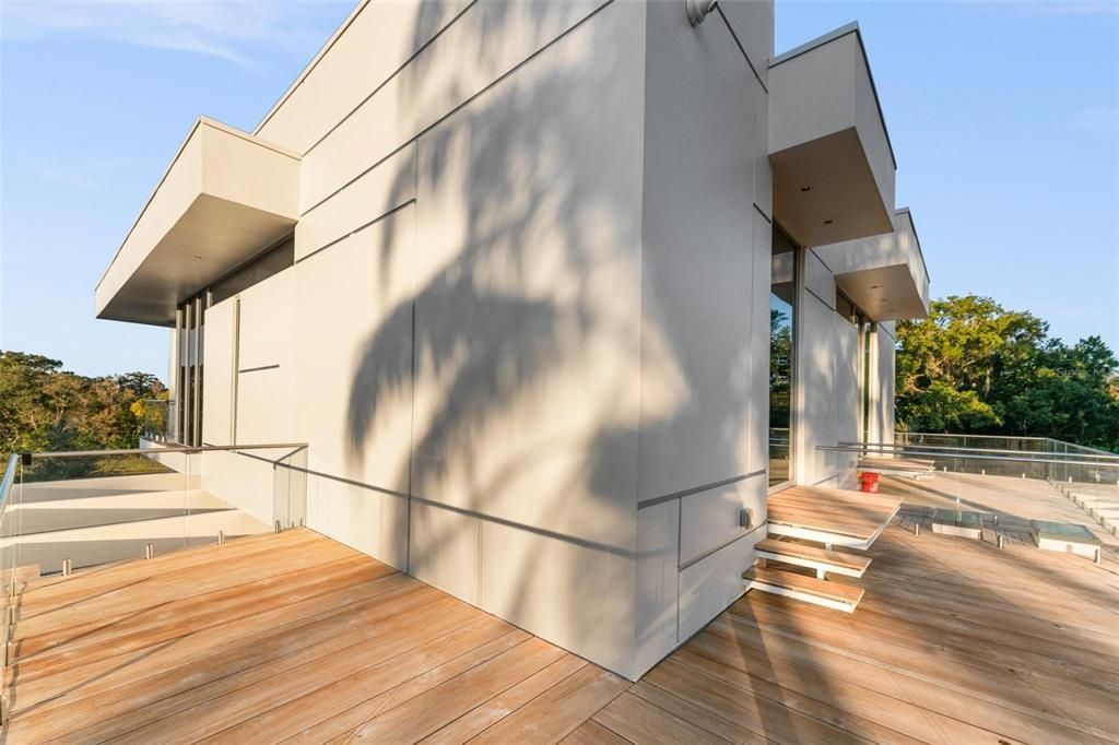 For Sale: $6,600,000 (4 beds, 4 baths, 4636 Square Feet)