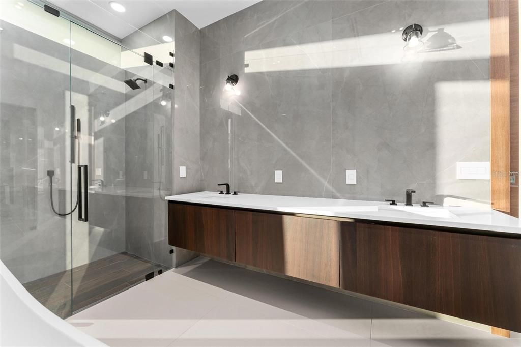 For Sale: $6,600,000 (4 beds, 4 baths, 4636 Square Feet)