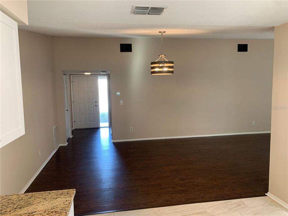 For Rent: $2,199 (2 beds, 2 baths, 1080 Square Feet)