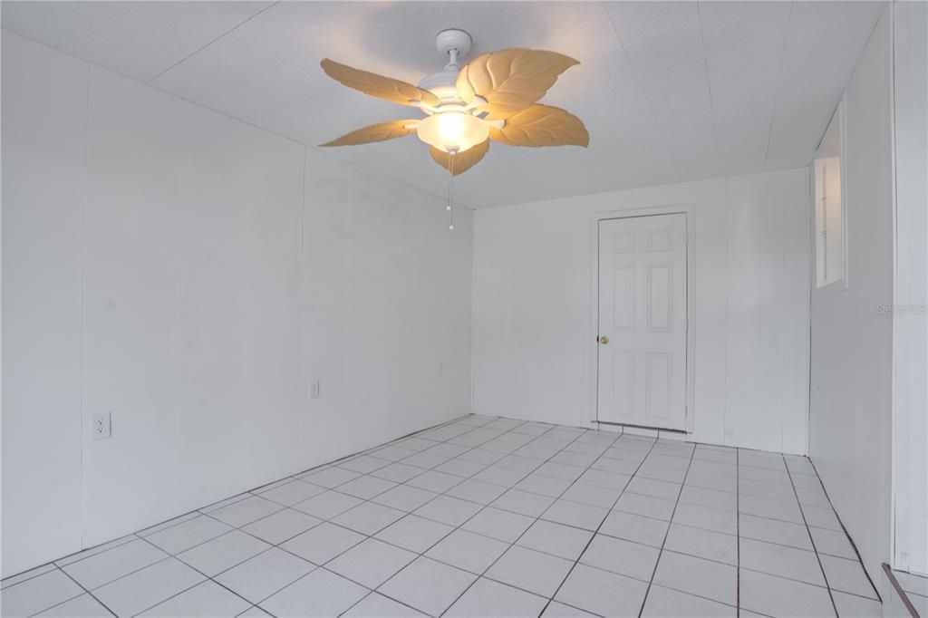 For Sale: $289,000 (2 beds, 2 baths, 1272 Square Feet)