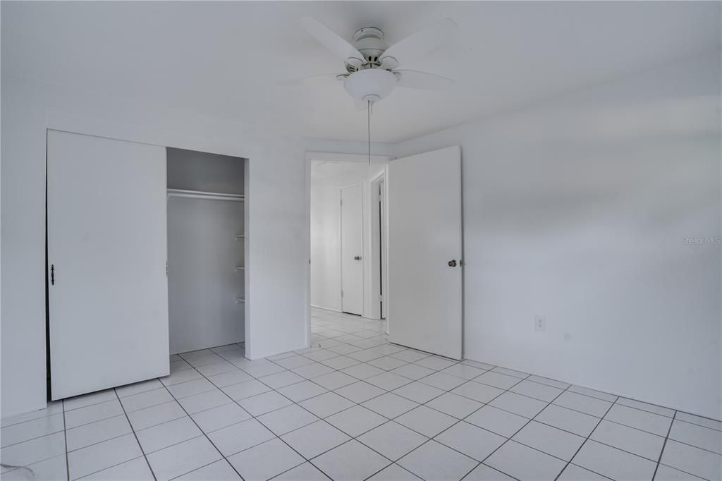 For Sale: $289,000 (2 beds, 2 baths, 1272 Square Feet)