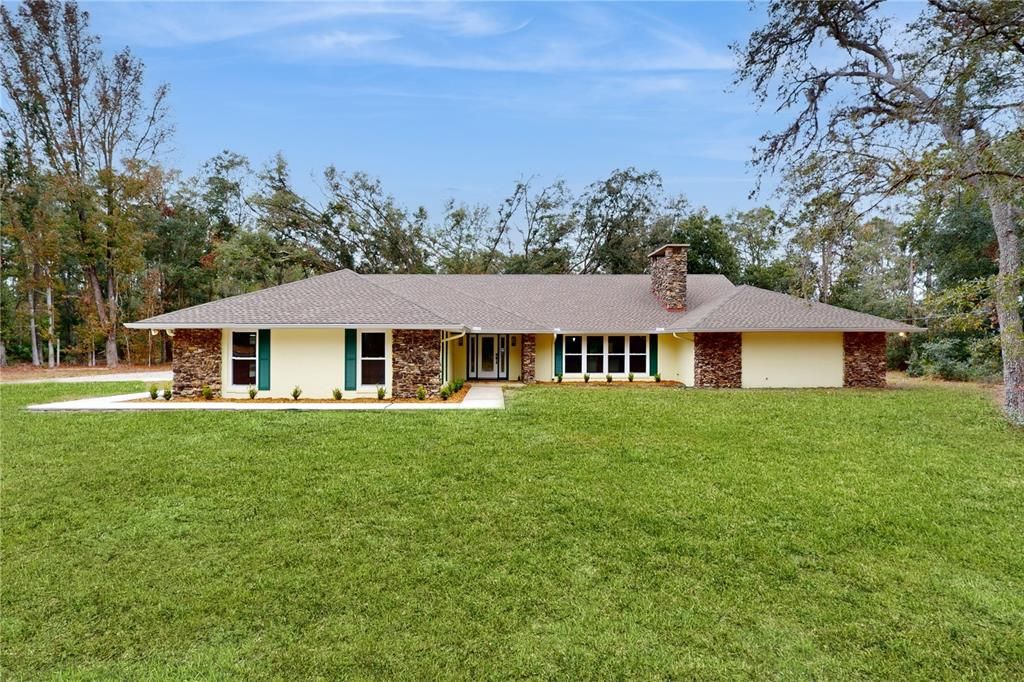 Recently Sold: $830,000 (4 beds, 3 baths, 2959 Square Feet)