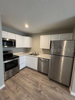 For Rent: $1,150 (2 beds, 1 baths, 3348 Square Feet)