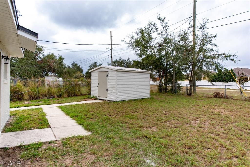 For Sale: $255,000 (4 beds, 2 baths, 1368 Square Feet)