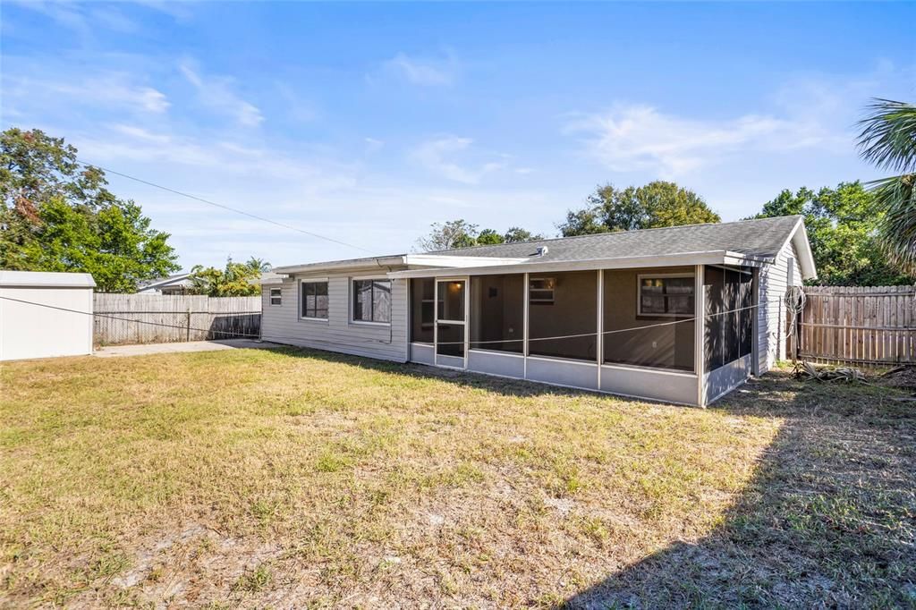 For Sale: $240,000 (3 beds, 2 baths, 1466 Square Feet)