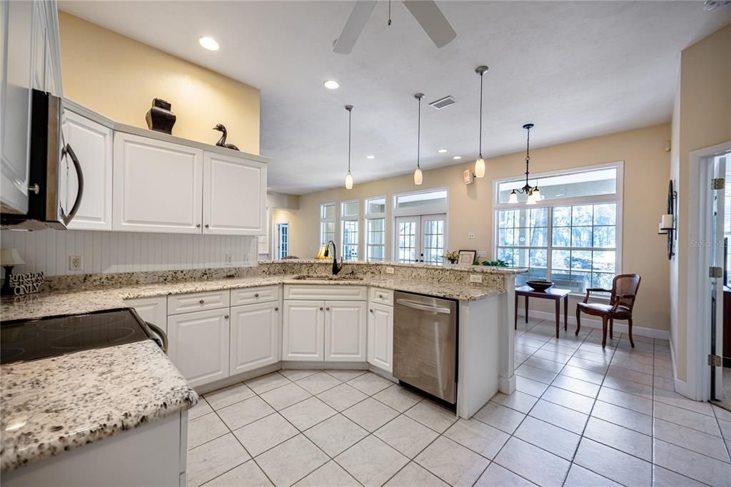 Active With Contract: $549,000 (3 beds, 3 baths, 2663 Square Feet)