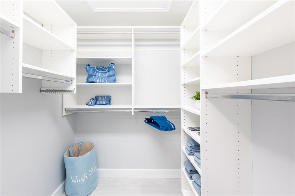 Custom closet organizer