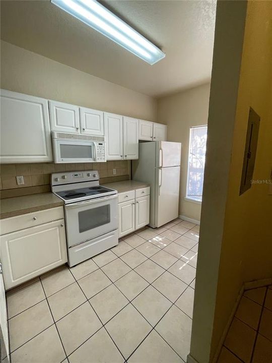 For Rent: $1,550 (2 beds, 2 baths, 1275 Square Feet)