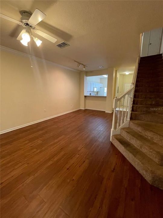 For Rent: $1,550 (2 beds, 2 baths, 1275 Square Feet)