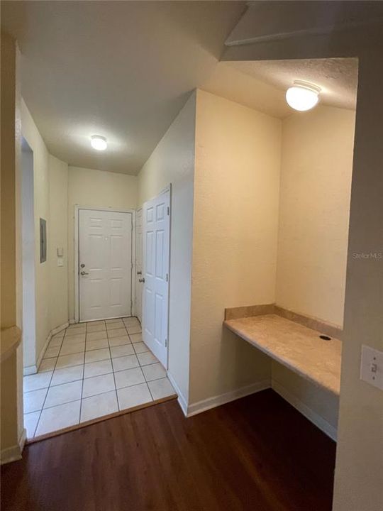 For Rent: $1,550 (2 beds, 2 baths, 1275 Square Feet)