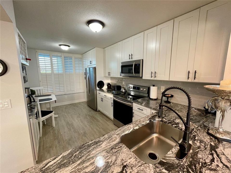 For Rent: $1,699 (2 beds, 2 baths, 1280 Square Feet)