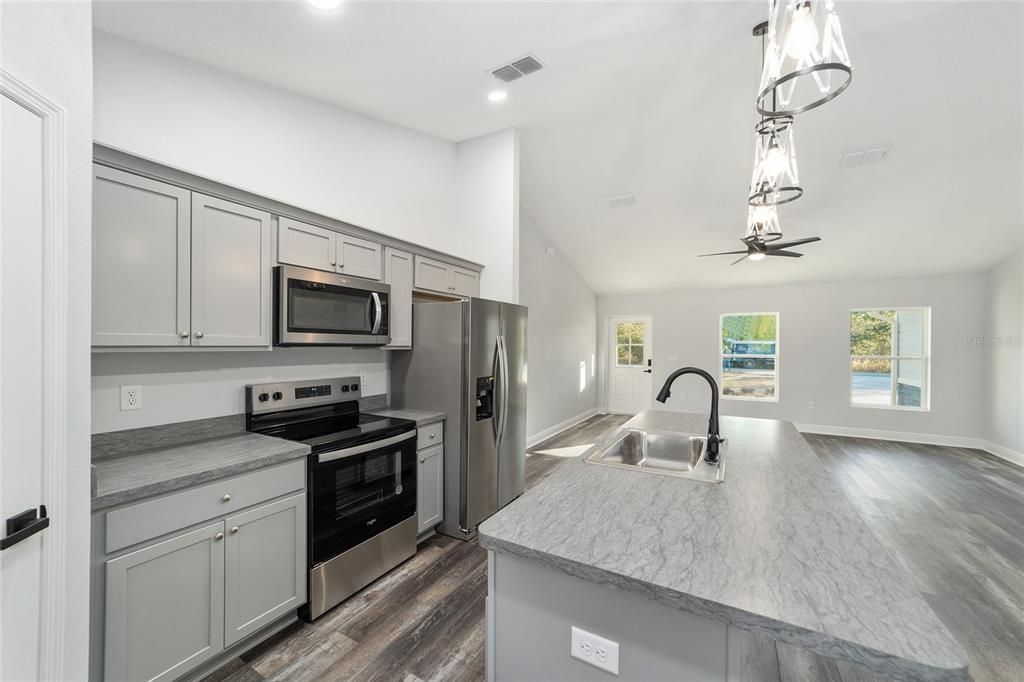 Active With Contract: $357,700 (4 beds, 2 baths, 1744 Square Feet)