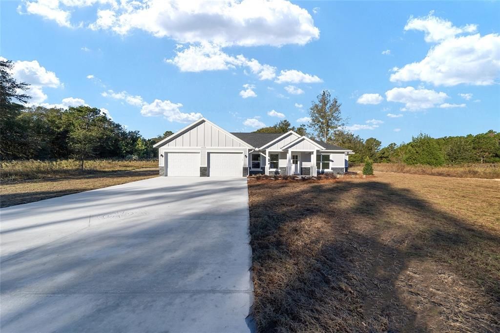 Active With Contract: $357,700 (4 beds, 2 baths, 1744 Square Feet)