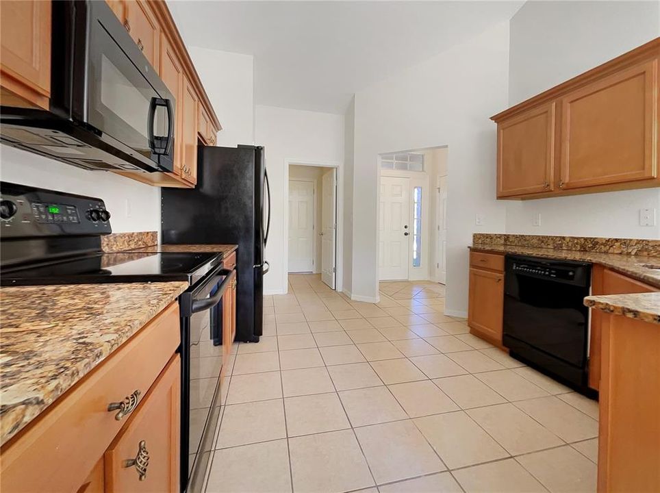 For Sale: $305,000 (3 beds, 2 baths, 1754 Square Feet)