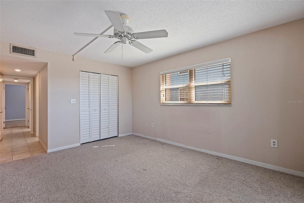 For Sale: $369,000 (2 beds, 2 baths, 1200 Square Feet)