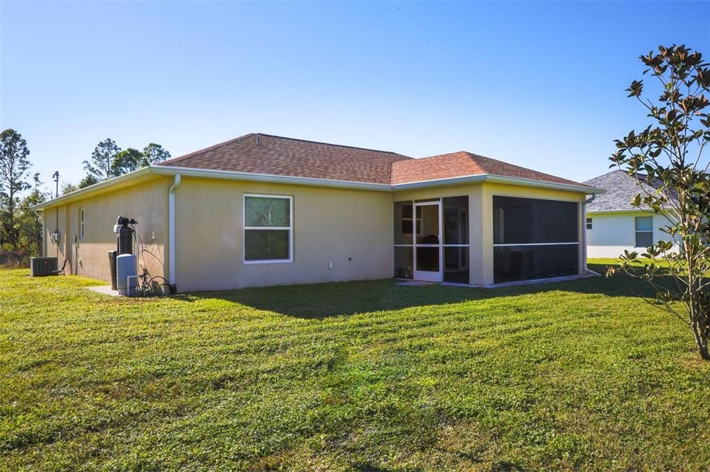 For Sale: $419,000 (3 beds, 2 baths, 1427 Square Feet)