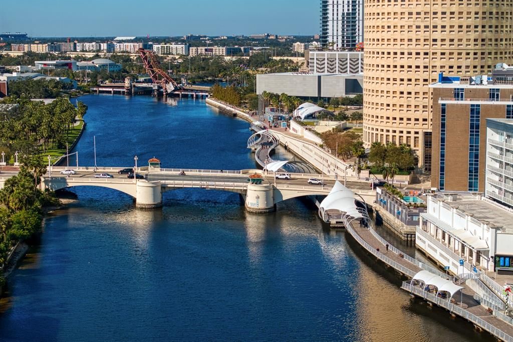 Riverwalk/Downtown Tampa