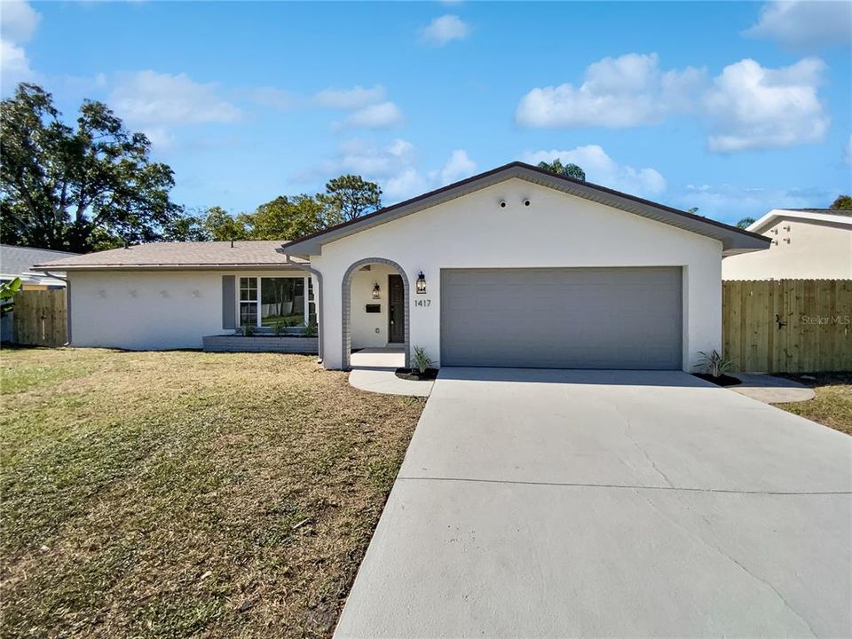 For Sale: $535,000 (3 beds, 2 baths, 1718 Square Feet)