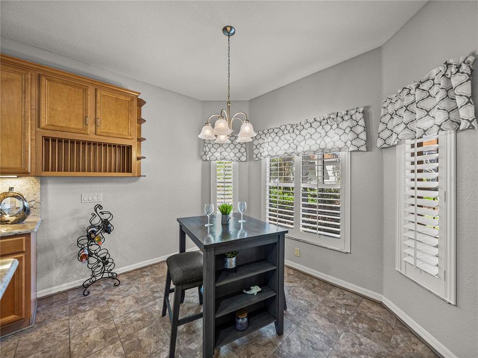 Dining room with bay window