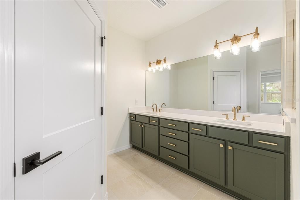 待售: $506,200 (3 贝兹, 2 浴室, 2187 平方英尺)