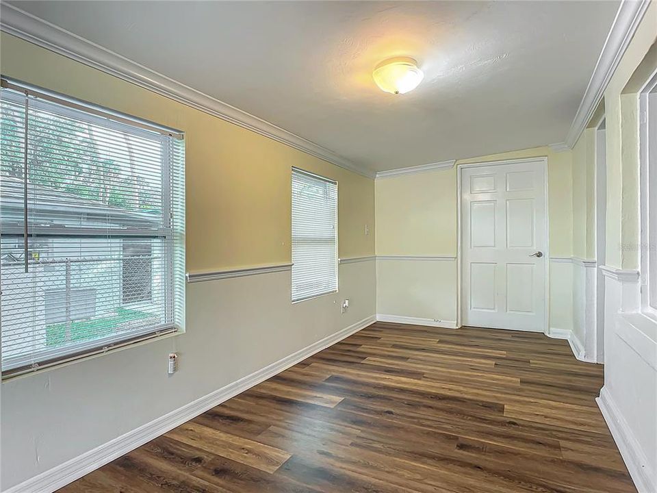 For Sale: $315,000 (3 beds, 1 baths, 1379 Square Feet)