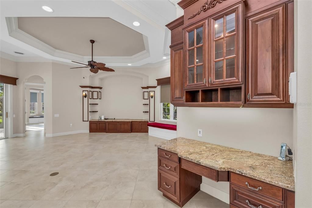 VS- Kitchen Island Seating